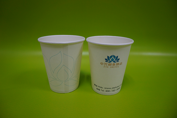 小超市试饮纸杯冷热功能模糊难辨